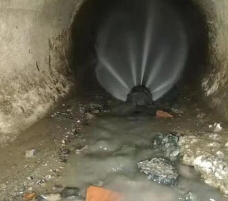 托喀依乡市政管道清淤