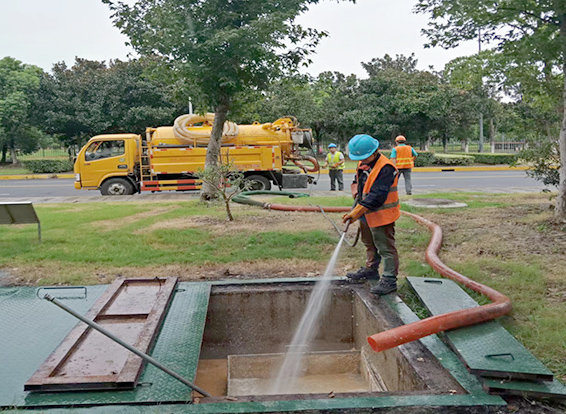 托喀依乡化油池清理